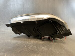 TOYOTA BLADE AZE156H Genuine Headlight ICHIKOH 12-522 Left Side x1