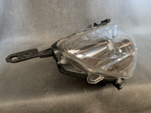 SUBARU LEGACY BR9 Genuine Headlight KOITO 100-20061 Right Side x1