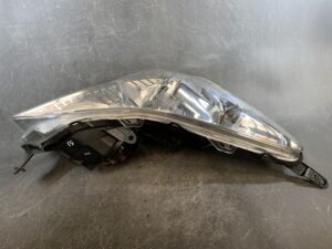SUBARU LEGACY BR9 Genuine Headlight KOITO 100-20061 Right Side x1