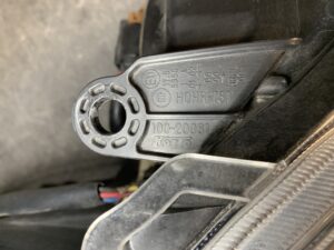 SUBARU LEGACY BR9 Genuine Headlight KOITO 100-20061 Right Side x1