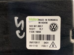 VOLKSWAGEN GOLF VARIANT AUCJZ Genuine Fog Lamp Right Side x1