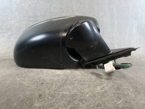 NISSAN XTRAIL NT32 Genuine Door Mirror 034237 with Indicator Right Side x1