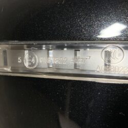 NISSAN XTRAIL NT32 Genuine Door Mirror 034237 with Indicator Right Side x1