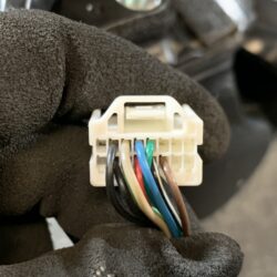 NISSAN XTRAIL NT32 Genuine Door Mirror 034237 with Indicator Right Side x1