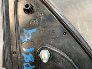 TOYOTA SIENTA NCP81 Genuine Door Mirror with Indicator KOITO 52-158 Murakami 8392 / 7746 7758 Left Side x1