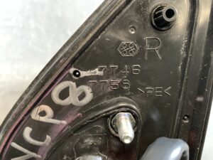 TOYOTA SIENTA NCP81 Genuine Door Mirror with Indicator KOITO 52-158 Murakami 8392 / 7746 7758 Right Side x1