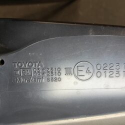 TOYOTA ISIS ZGM10 Genuine Door Mirror with Indicator ICHIKOH 12-514 Murakami 8320 /8118 Right Side x1