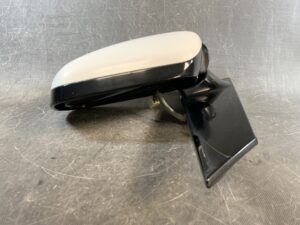 TOYOTA IPSUM ACM21 Genuine Door Mirror Murakami 6975 / 7171 Left Side x1