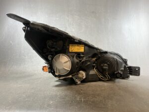 SUBARU LEGACY BR9 Genuine Headlight KOITO 100-20061 Left Side x1
