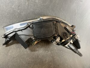 SUBARU LEGACY BR9 Genuine Headlight KOITO 100-20061 Left Side x1