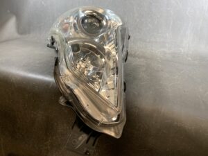 SUBARU LEGACY BR9 Genuine Headlight KOITO 100-20061 Left Side x1
