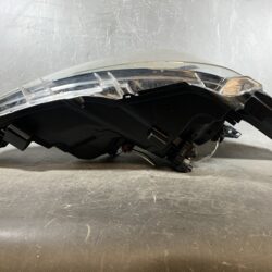 TOYOTA SIENTA NSP170 Genuine Headlight KOITO 52-282 Left Side x1