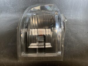 TOYOTA HIACE VAN KDH201V Genuine Headlight KOITO 26-131 Right Side x1 (repaired)