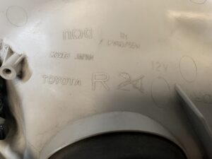 TOYOTA HIACE VAN KDH201V Genuine Headlight KOITO 26-131 Right Side x1 (repaired)