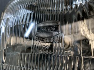 TOYOTA HIACE Genuine Headlight KOITO XL88 Left Side x1