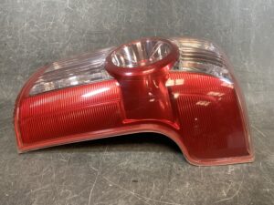 TOYOTA RAUM NCZ20 Genuine Taillight KOITO 46-16 Right Side x1