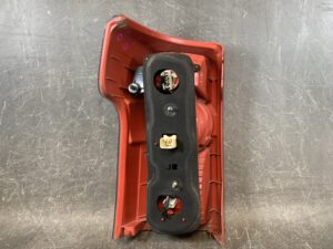 TOYOTA RAUM NCZ20 Genuine Taillight KOITO 46-16 Right Side x1