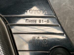 TOYOTA bB QNC20 QNC21 QNC25 Genuine Taillight KOITO B1-6 Left Side x1