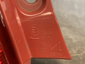 （重複）SUZUKI SWIFT ZC11S Genuine Taillight / 5696 S1-R AL 28.37 Left Side x1