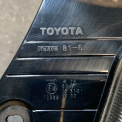 TOYOTA bB QNC20 QNC21 QNC25 Genuine Taillight KOITO B1-6 Right Side x1