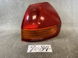 NISSAN AD VAN VY11 Genuine Taillight KOITO 220-24891 Right Side x1