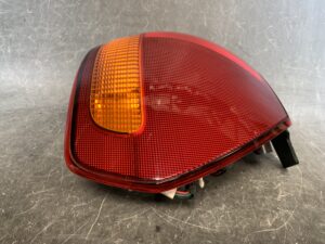 NISSAN AD VAN VY11 Genuine Taillight KOITO 220-24891 Right Side x1