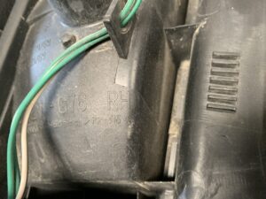 TOYOTA TOWNACE VAN KR42 Genuine Taillight ICHIKOH 28-128 Right Side x1