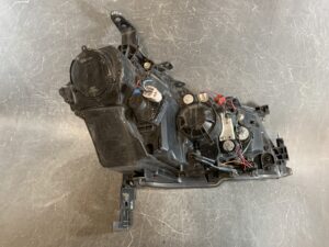 NISSAN FUGA Y50 Genuine Headlight STANLEY P4790 Left Side x1 REPAIRED