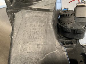 NISSAN FUGA Y50 Genuine Headlight STANLEY P4790 Left Side x1 REPAIRED