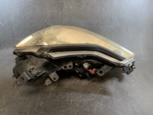 NISSAN FUGA Y50 Genuine Headlight STANLEY P4790 Left Side x1 REPAIRED