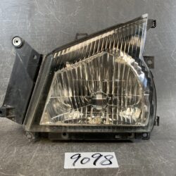 ISUZU Elf MAZDA TITAN NISSAN ATLAS Headlight 110-21819 Left Side x1