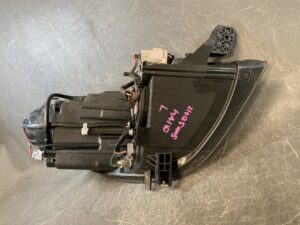 MITSUBISHI I HA1W Genuine Headlight STANLEY P4905L Left Side x1