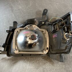 TOYOTA TOWNACE VAN KR42V Genuine Headlight KOITO 28-112 Right Side x1