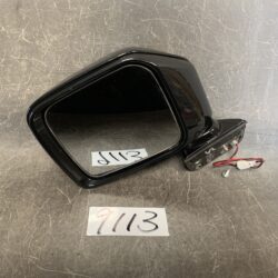 CHEVROLET MW ME34S Genuine Door Mirror with Indicator TOKAIRIKA 566861 / 564516 Left Side x1