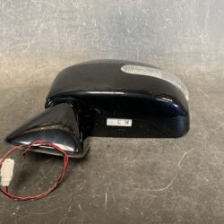 CHEVROLET MW ME34S Genuine Door Mirror with Indicator TOKAIRIKA 566861 / 564516 Left Side x1