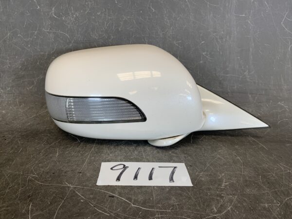 TOYOTA CROWN / Athlete GRS180,181 182,183,184 Door Mirror 564799 Right Side x1 » JDM-PARTS NZ