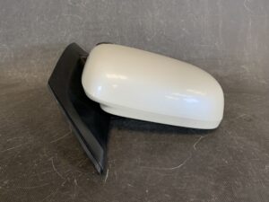 HONDA STEPWGN STEP WAGON RF3 RF4 RF5 RF6 RF7 RF8 Genuine Door Mirror Murakami / 7168 Right Side x1