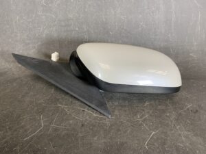 SUBARU IMPREZA GE2 GE3 GE6 GE7 GH2 GH3 GH6 GH7 GH8 Genuine Door Mirror MITSUBA VB10 Right Side x1