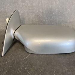 TOYOTA GRAND HIACE KCH10 Genuine Door Mirror 9Z24 / 5107 Right Side x1