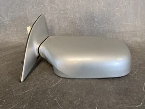TOYOTA GRAND HIACE KCH10 Genuine Door Mirror 9Z24 / 5107 Right Side x1