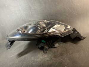 (重複)(極上品)MAZDA VERISA DC5W Genuine HID Headlight / STANLEY P4514 / Left Side x1