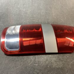 （重複）TOYOTA NOAH AZR60 Genuine Taillight / ICHIKOH 28-184 / Right Side x1