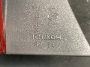 （重複）TOYOTA WISH ZNE10G Genuine Taillight ICHIKOH 68-14 Left Side x1