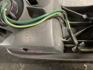 Nissan Cube BZ11 Genuine Taillight / ICHIKOH 4965 / Right Side x1