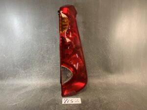 （重複）NISSAN NOTE E11 Genuine Taillight / KOITO 220-63780 / Right Side x1