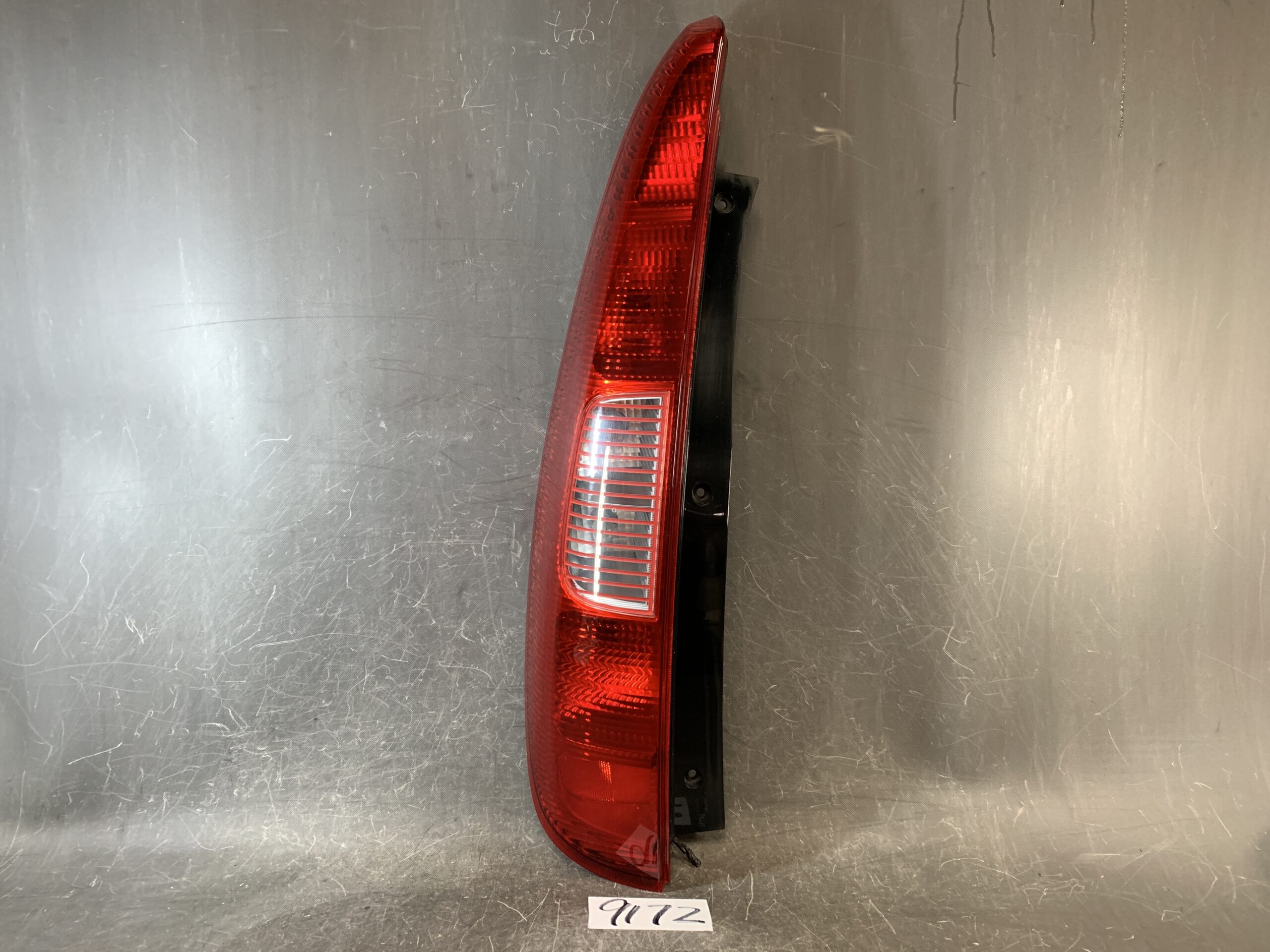 (重複)MITSUBISHI COLT Z21A Z22A Z27A Genuine Taillight STANLEY P3144 Right Side x1