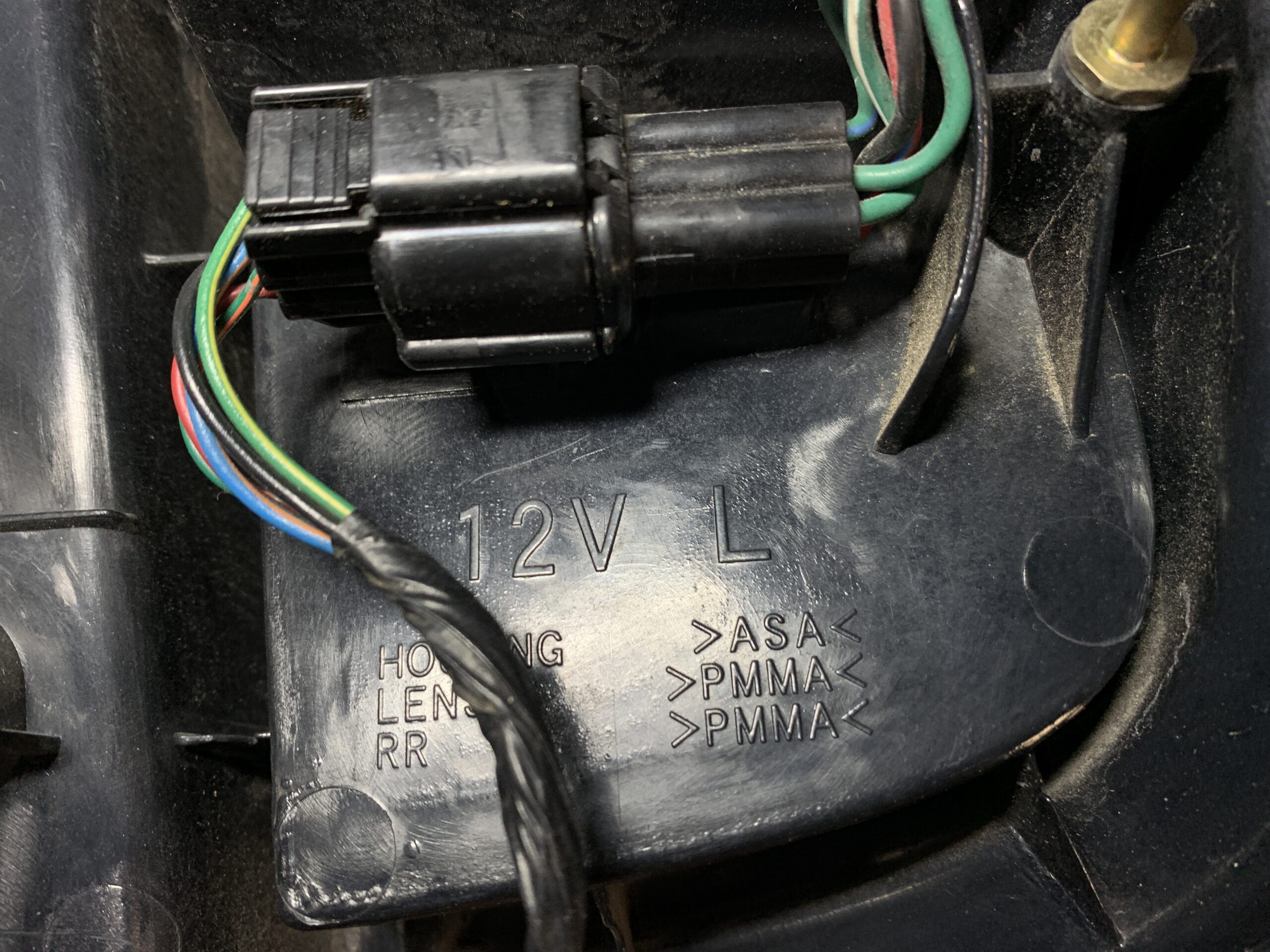 (重複)MITSUBISHI COLT Z21A Z22A Z27A Genuine Taillight STANLEY P3144 Right Side x1