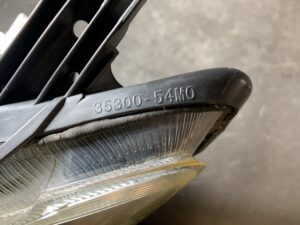 SUZUKI SOLIO BANDIT / MITSUBISHI DELICA D2 MA15S MB15S Genuine Headlight AL LE10H6223 Left Side x1