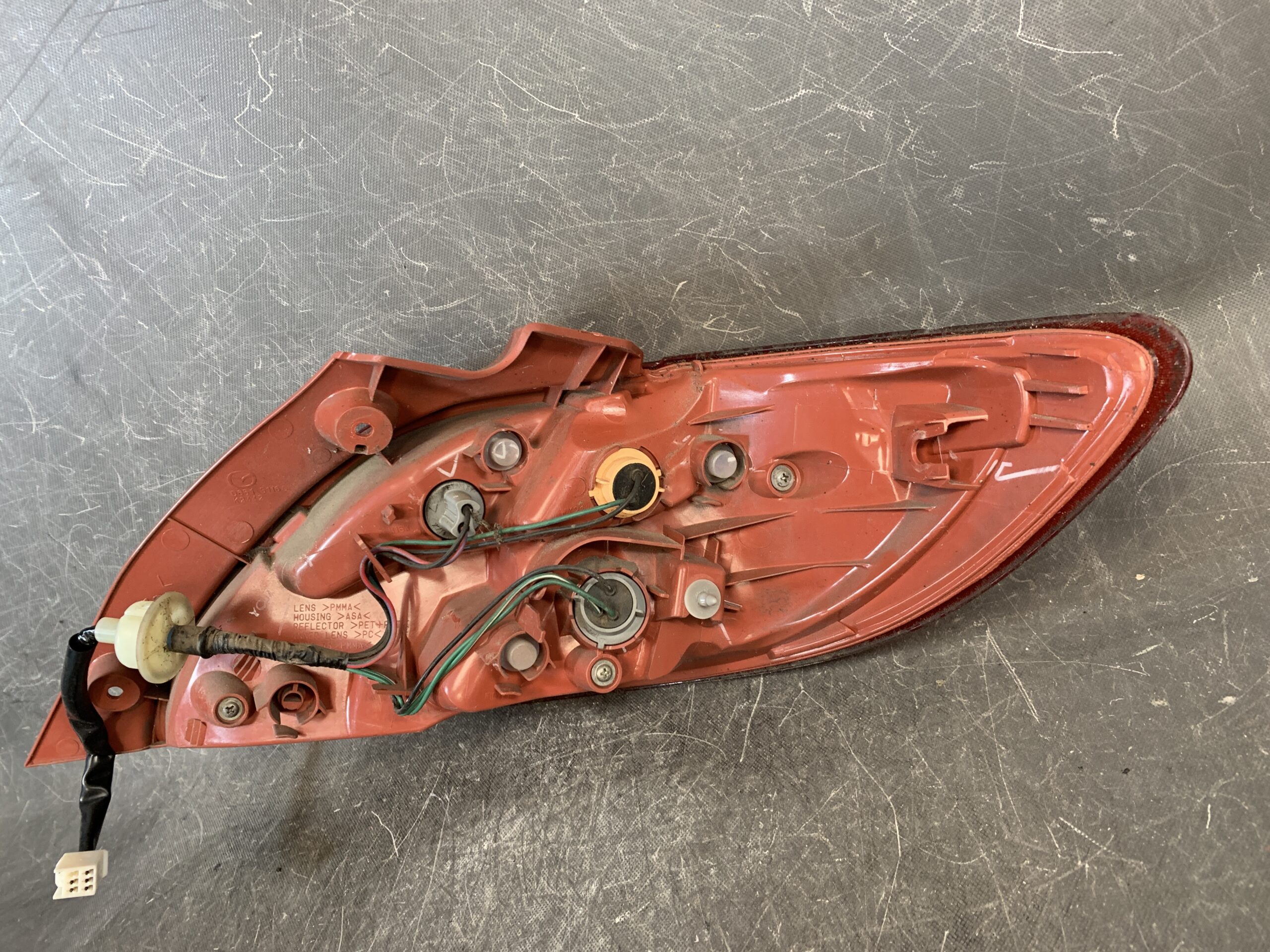 9196-3 MAZDA DEMIO DE DEJFS DE3FS DE5FS Genuine Taillight / STANLEY P5776 L / Left Side x1 » NZ.00 » JDM-PARTS NZ » JDM-PARTS NZ (重複)MAZDA DEMIO DE DEJFS DE3FS DE5FS Genuine Taillight / STANLEY P5776 L / Left Side x1 MAZDA DEMIO DE DEJFS DE3FS DE5FS Genuine Taillight / STANLEY P5776 L / Left Side x1 » JDM-PARTS NZ