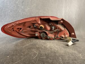 （重複）MAZDA DEMIO DE DEJFS DE3FS DE5FS Genuine Taillight / STANLEY P5776 R / Right Side x1